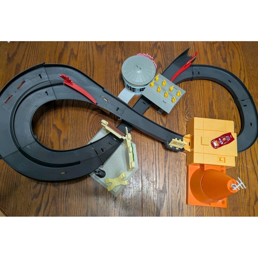 Mattel Disney Cars Race Around Radiator Springs Playset Cozy Car Launcher Luigis